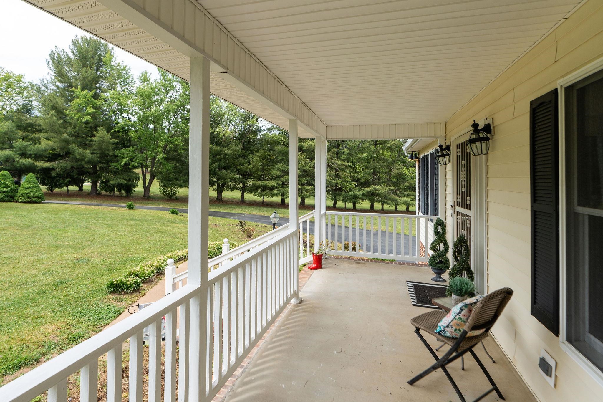 212 WINDERMERE DR, WAYNESBORO, Virginia 22980, 3 Bedrooms Bedrooms, ,2 BathroomsBathrooms,Residential,212 WINDERMERE DR,676887 MLS # 676887