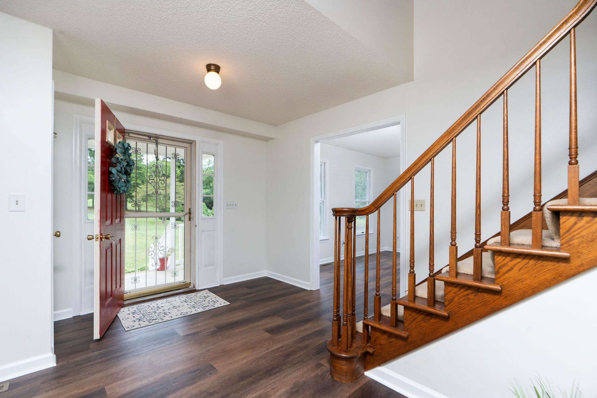 212 WINDERMERE DR, WAYNESBORO, Virginia 22980, 3 Bedrooms Bedrooms, ,2 BathroomsBathrooms,Residential,212 WINDERMERE DR,676887 MLS # 676887