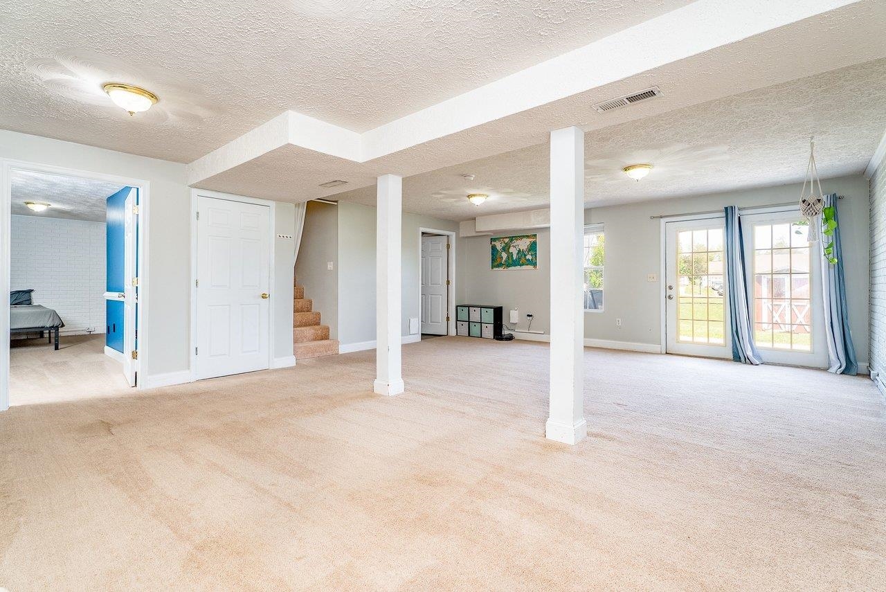 122 KITTIWAKE CT, ELKTON, Virginia 22827, 3 Bedrooms Bedrooms, ,3 BathroomsBathrooms,Residential,122 KITTIWAKE CT,676889 MLS # 676889