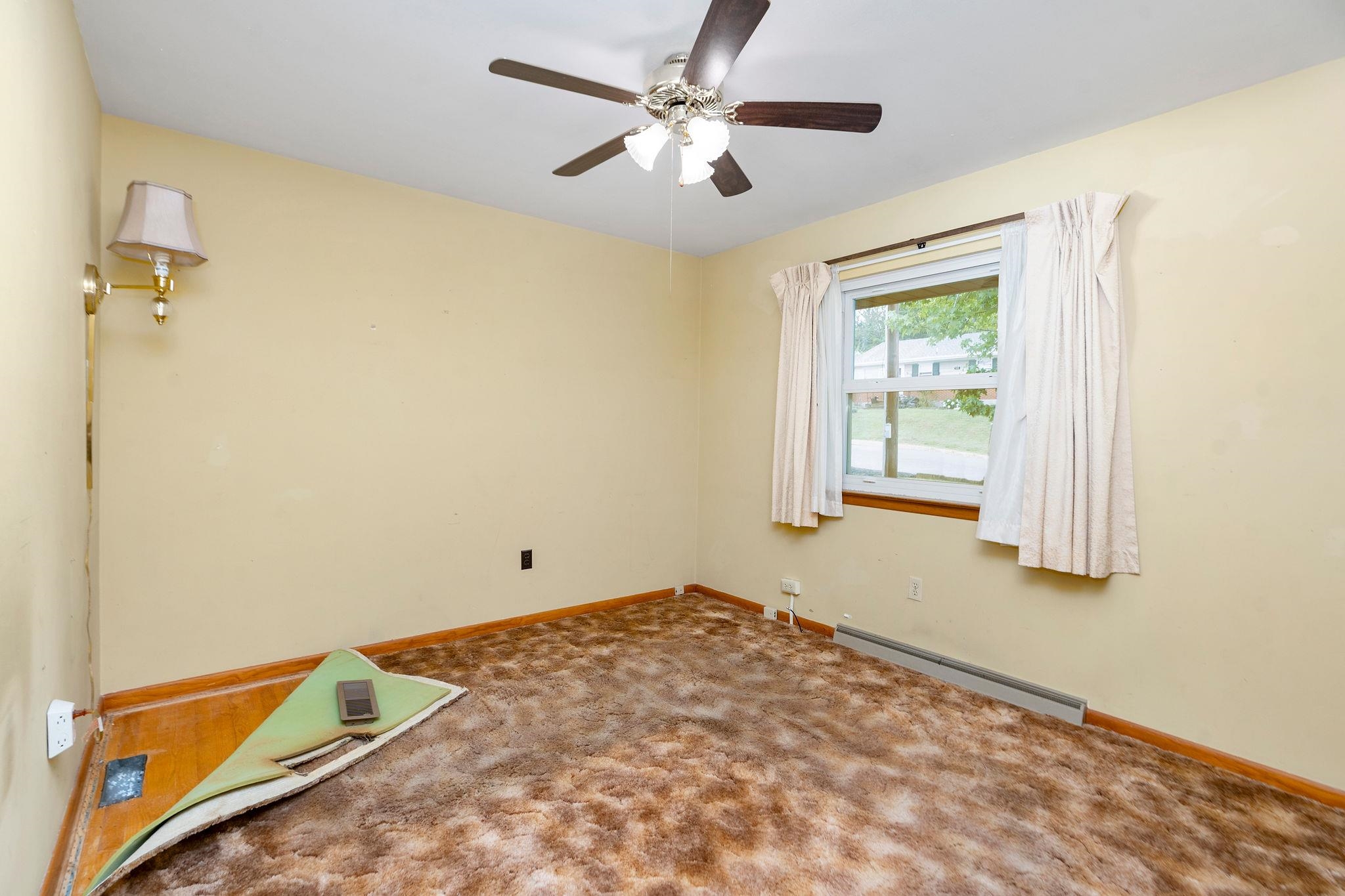 1319 BLANDFORD ST, STAUNTON, Virginia 24401, 3 Bedrooms Bedrooms, ,1 BathroomBathrooms,Residential,1319 BLANDFORD ST,676893 MLS # 676893