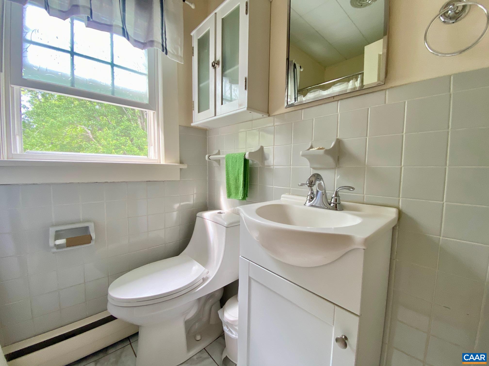 210 W GORDON AVE, GORDONSVILLE, Virginia 22942, 3 Bedrooms Bedrooms, ,2 BathroomsBathrooms,Residential,210 W GORDON AVE,676894 MLS # 676894