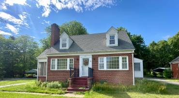 210 W GORDON AVE, GORDONSVILLE, Virginia 22942, 3 Bedrooms Bedrooms, ,2 BathroomsBathrooms,Residential,210 W GORDON AVE,676894 MLS # 676894