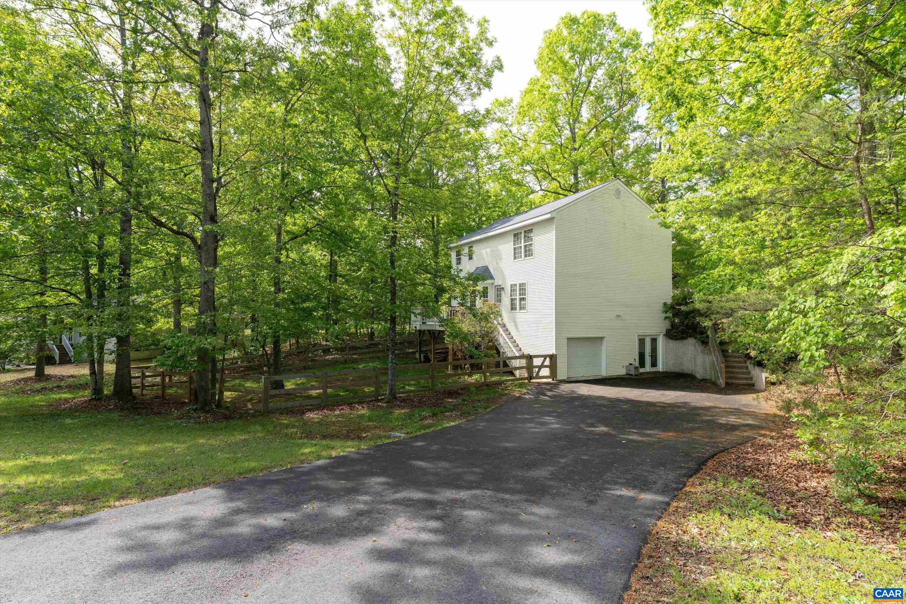 18 SEMINOLE TRL, PALMYRA, Virginia 22963, 3 Bedrooms Bedrooms, ,2 BathroomsBathrooms,Residential,18 SEMINOLE TRL,676897 MLS # 676897