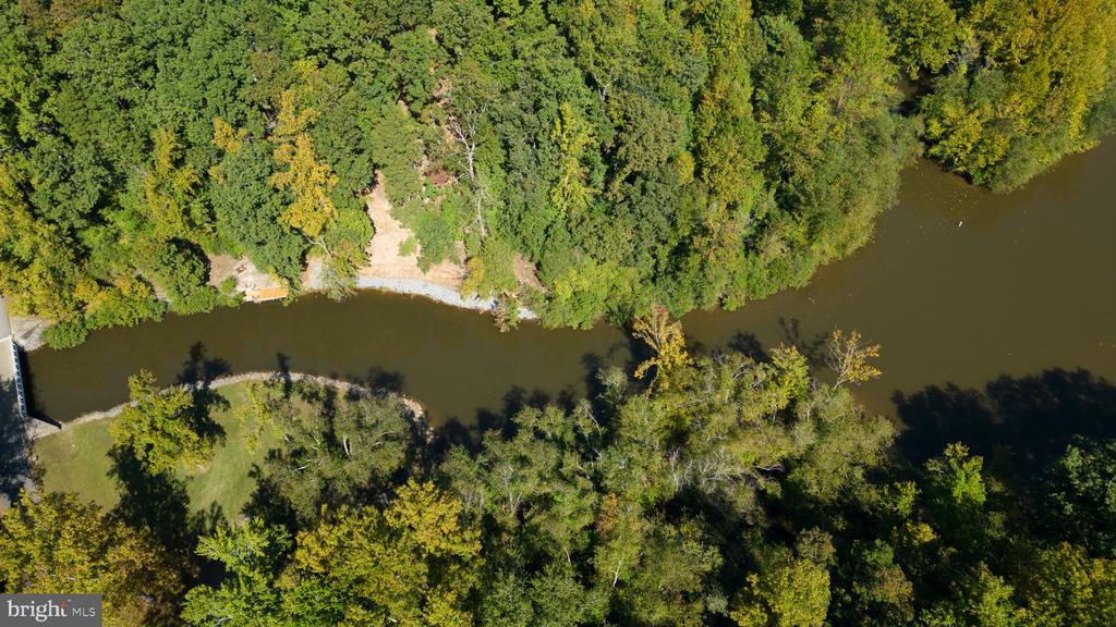 1242 N LAKESHORE DR, LOUISA, Virginia 23093, ,Land,1242 N LAKESHORE DR,VALA2009846 MLS # VALA2009846