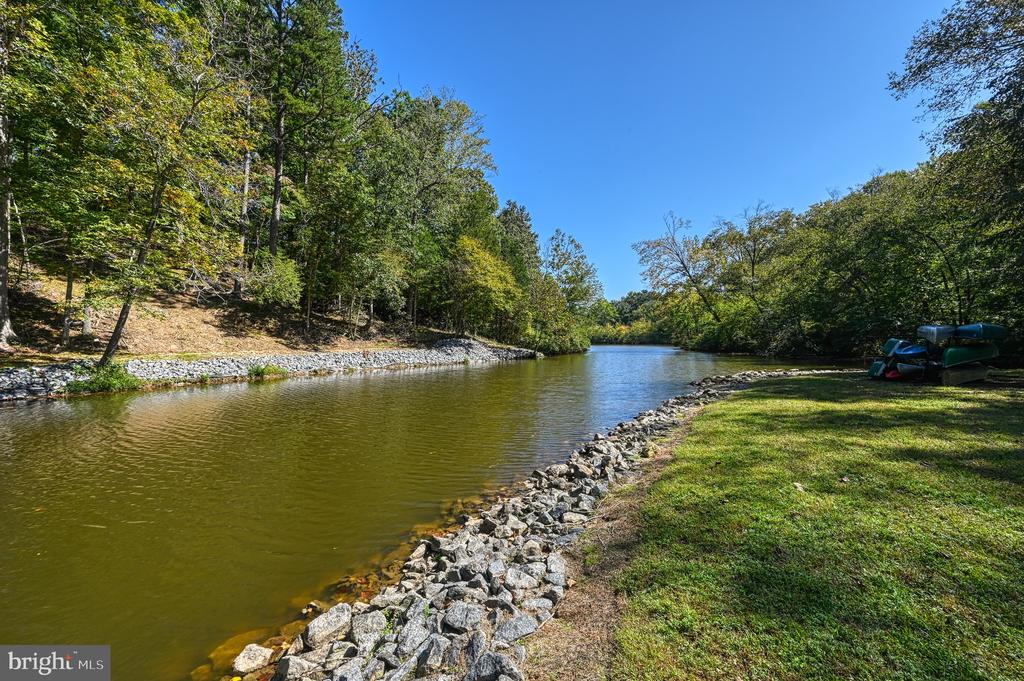 1242 N LAKESHORE DR, LOUISA, Virginia 23093, ,Land,1242 N LAKESHORE DR,VALA2009846 MLS # VALA2009846