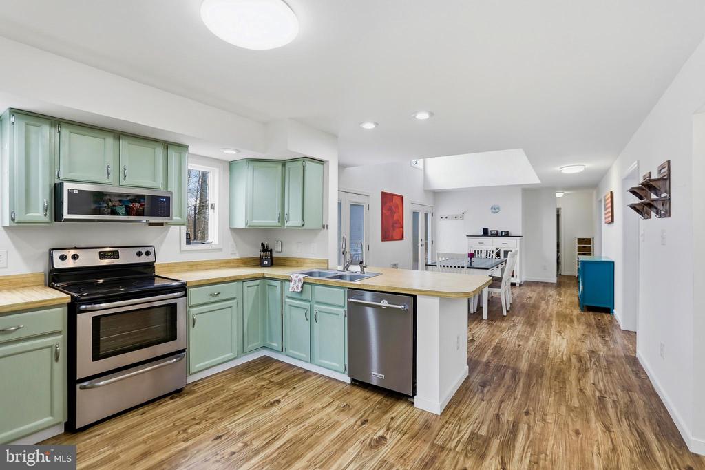 1503 GRACE ESTATES DR, CATLETT, Virginia 20119, 4 Bedrooms Bedrooms, ,3 BathroomsBathrooms,Residential,1503 GRACE ESTATES DR,VAFQ2020802 MLS # VAFQ2020802