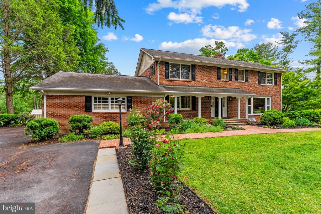 19059 CARLETON DR, CULPEPER, Virginia 22701, 6 Bedrooms Bedrooms, ,4 BathroomsBathrooms,Residential,19059 CARLETON DR,VACU2013466 MLS # VACU2013466