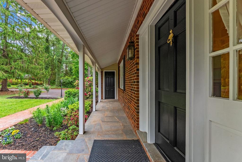 19059 CARLETON DR, CULPEPER, Virginia 22701, 6 Bedrooms Bedrooms, ,4 BathroomsBathrooms,Residential,19059 CARLETON DR,VACU2013466 MLS # VACU2013466