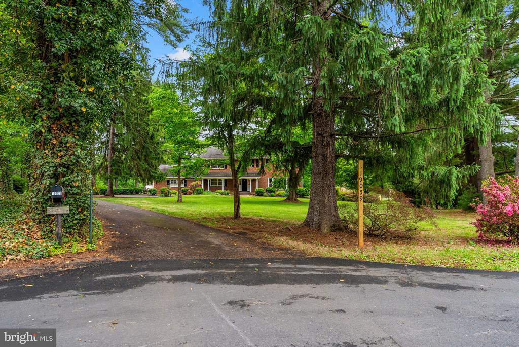 19059 CARLETON DR, CULPEPER, Virginia 22701, 6 Bedrooms Bedrooms, ,4 BathroomsBathrooms,Residential,19059 CARLETON DR,VACU2013466 MLS # VACU2013466