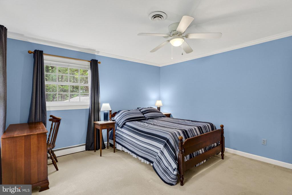 19059 CARLETON DR, CULPEPER, Virginia 22701, 6 Bedrooms Bedrooms, ,4 BathroomsBathrooms,Residential,19059 CARLETON DR,VACU2013466 MLS # VACU2013466