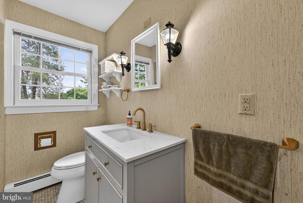 19059 CARLETON DR, CULPEPER, Virginia 22701, 6 Bedrooms Bedrooms, ,4 BathroomsBathrooms,Residential,19059 CARLETON DR,VACU2013466 MLS # VACU2013466