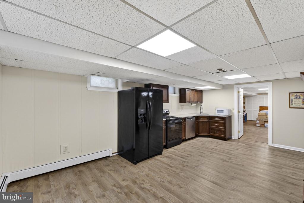 19059 CARLETON DR, CULPEPER, Virginia 22701, 6 Bedrooms Bedrooms, ,4 BathroomsBathrooms,Residential,19059 CARLETON DR,VACU2013466 MLS # VACU2013466