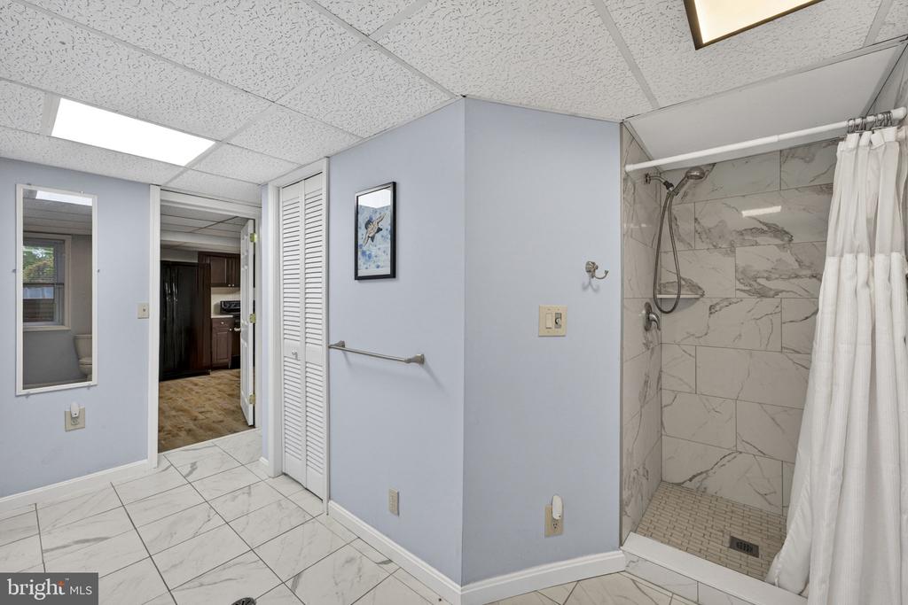 19059 CARLETON DR, CULPEPER, Virginia 22701, 6 Bedrooms Bedrooms, ,4 BathroomsBathrooms,Residential,19059 CARLETON DR,VACU2013466 MLS # VACU2013466