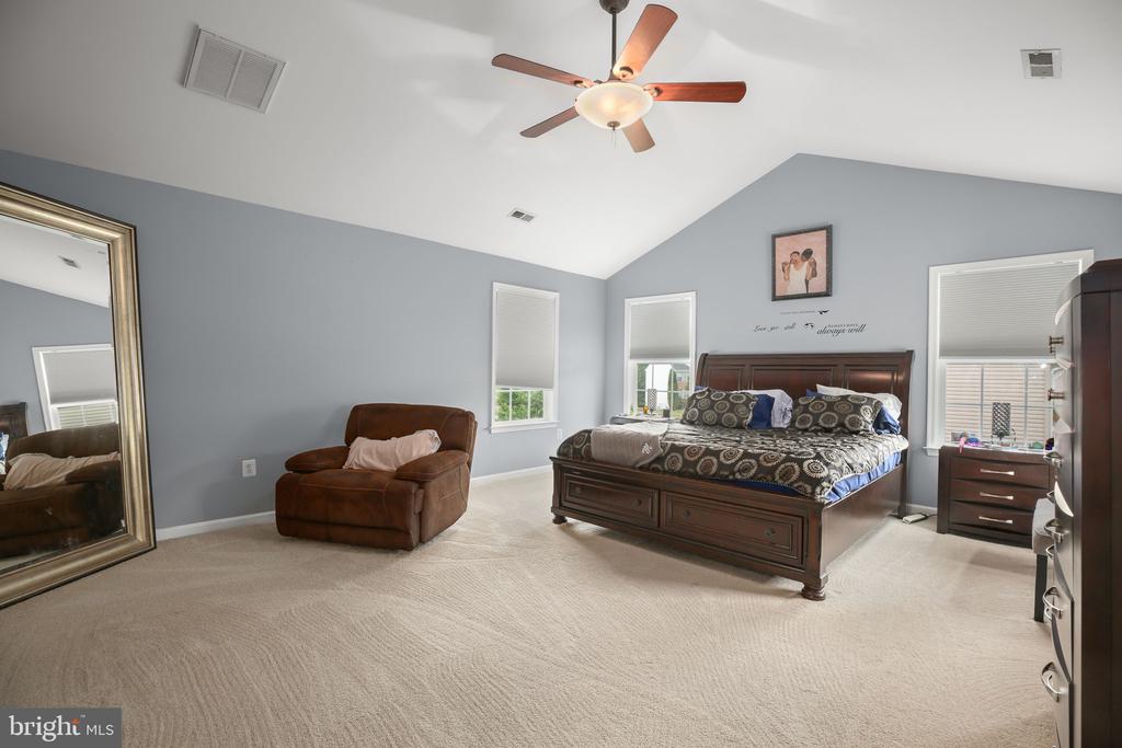 10100 SACHS CT, FREDERICKSBURG, Virginia 22408, 6 Bedrooms Bedrooms, ,4 BathroomsBathrooms,Residential,10100 SACHS CT,VASP2041660 MLS # VASP2041660