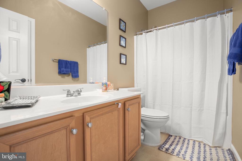 10100 SACHS CT, FREDERICKSBURG, Virginia 22408, 6 Bedrooms Bedrooms, ,4 BathroomsBathrooms,Residential,10100 SACHS CT,VASP2041660 MLS # VASP2041660