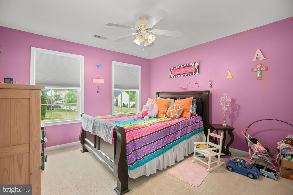 10100 SACHS CT, FREDERICKSBURG, Virginia 22408, 6 Bedrooms Bedrooms, ,4 BathroomsBathrooms,Residential,10100 SACHS CT,VASP2041660 MLS # VASP2041660