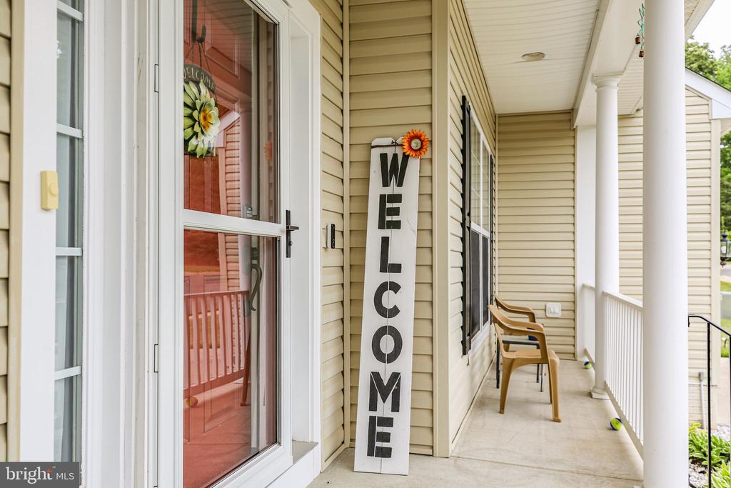10100 SACHS CT, FREDERICKSBURG, Virginia 22408, 6 Bedrooms Bedrooms, ,4 BathroomsBathrooms,Residential,10100 SACHS CT,VASP2041660 MLS # VASP2041660