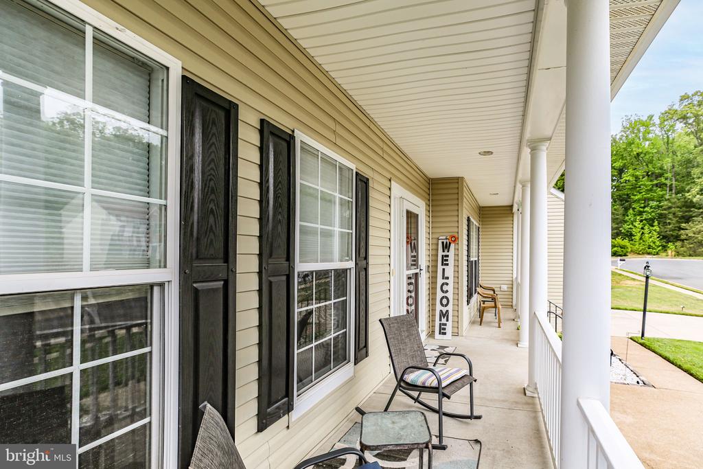 10100 SACHS CT, FREDERICKSBURG, Virginia 22408, 6 Bedrooms Bedrooms, ,4 BathroomsBathrooms,Residential,10100 SACHS CT,VASP2041660 MLS # VASP2041660