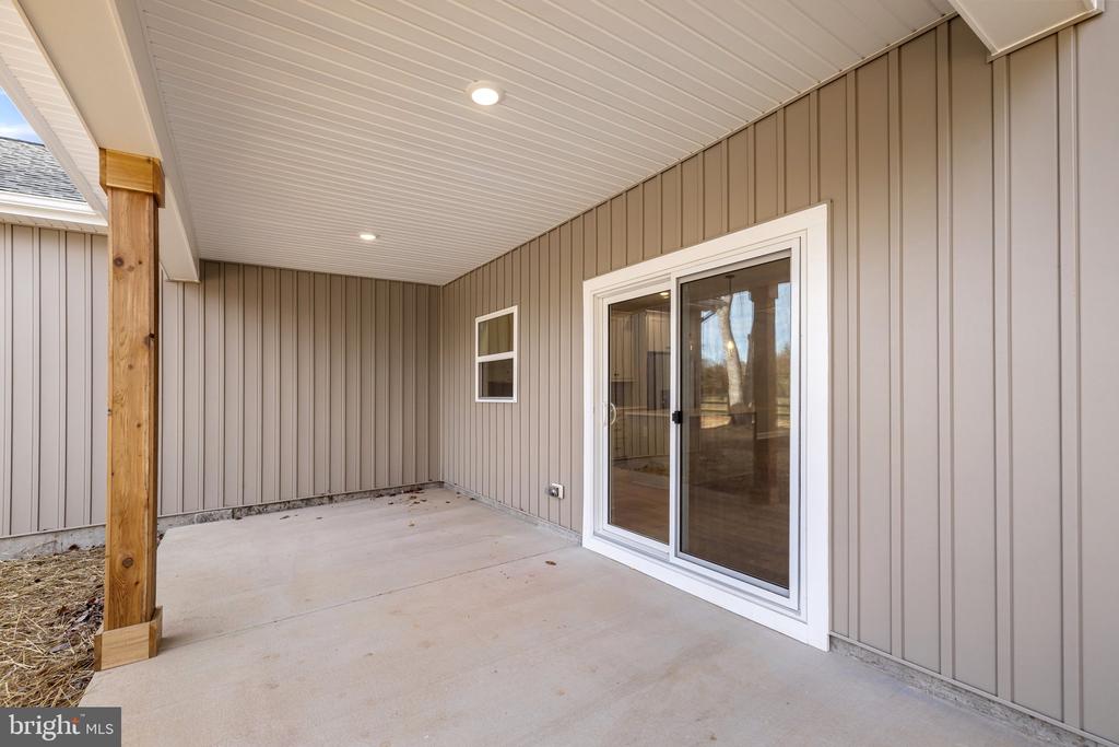 GRAY MEADOW CT, WARRENTON, Virginia 20187, 3 Bedrooms Bedrooms, ,2 BathroomsBathrooms,Residential,GRAY MEADOW CT,VAFQ2021970 MLS # VAFQ2021970