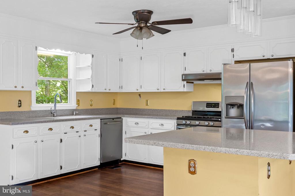 3628 S SPOTSWOOD TRL, BARBOURSVILLE, Virginia 22923, 3 Bedrooms Bedrooms, ,3 BathroomsBathrooms,Residential,3628 S SPOTSWOOD TRL,VAOR2014020 MLS # VAOR2014020