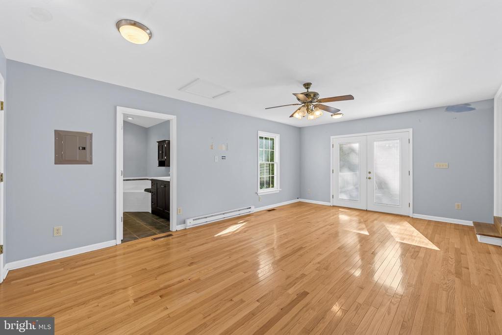 3628 S SPOTSWOOD TRL, BARBOURSVILLE, Virginia 22923, 3 Bedrooms Bedrooms, ,3 BathroomsBathrooms,Residential,3628 S SPOTSWOOD TRL,VAOR2014020 MLS # VAOR2014020