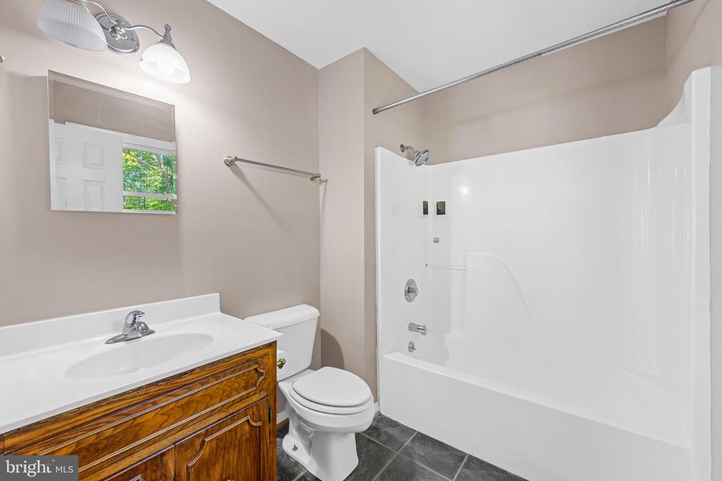 3628 S SPOTSWOOD TRL, BARBOURSVILLE, Virginia 22923, 3 Bedrooms Bedrooms, ,3 BathroomsBathrooms,Residential,3628 S SPOTSWOOD TRL,VAOR2014020 MLS # VAOR2014020