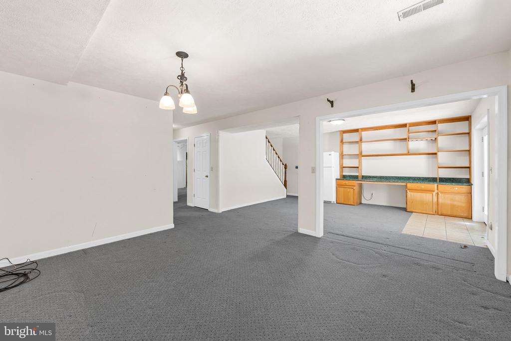 3628 S SPOTSWOOD TRL, BARBOURSVILLE, Virginia 22923, 3 Bedrooms Bedrooms, ,3 BathroomsBathrooms,Residential,3628 S SPOTSWOOD TRL,VAOR2014020 MLS # VAOR2014020
