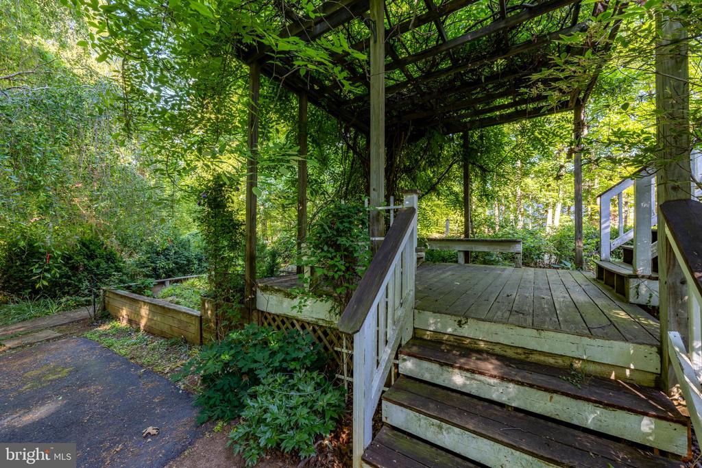 3628 S SPOTSWOOD TRL, BARBOURSVILLE, Virginia 22923, 3 Bedrooms Bedrooms, ,3 BathroomsBathrooms,Residential,3628 S SPOTSWOOD TRL,VAOR2014020 MLS # VAOR2014020