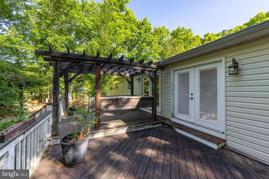3628 S SPOTSWOOD TRL, BARBOURSVILLE, Virginia 22923, 3 Bedrooms Bedrooms, ,3 BathroomsBathrooms,Residential,3628 S SPOTSWOOD TRL,VAOR2014020 MLS # VAOR2014020