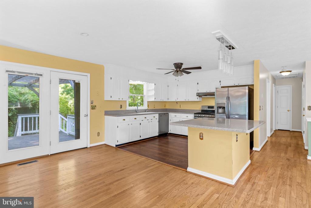 3628 S SPOTSWOOD TRL, BARBOURSVILLE, Virginia 22923, 3 Bedrooms Bedrooms, ,3 BathroomsBathrooms,Residential,3628 S SPOTSWOOD TRL,VAOR2014020 MLS # VAOR2014020