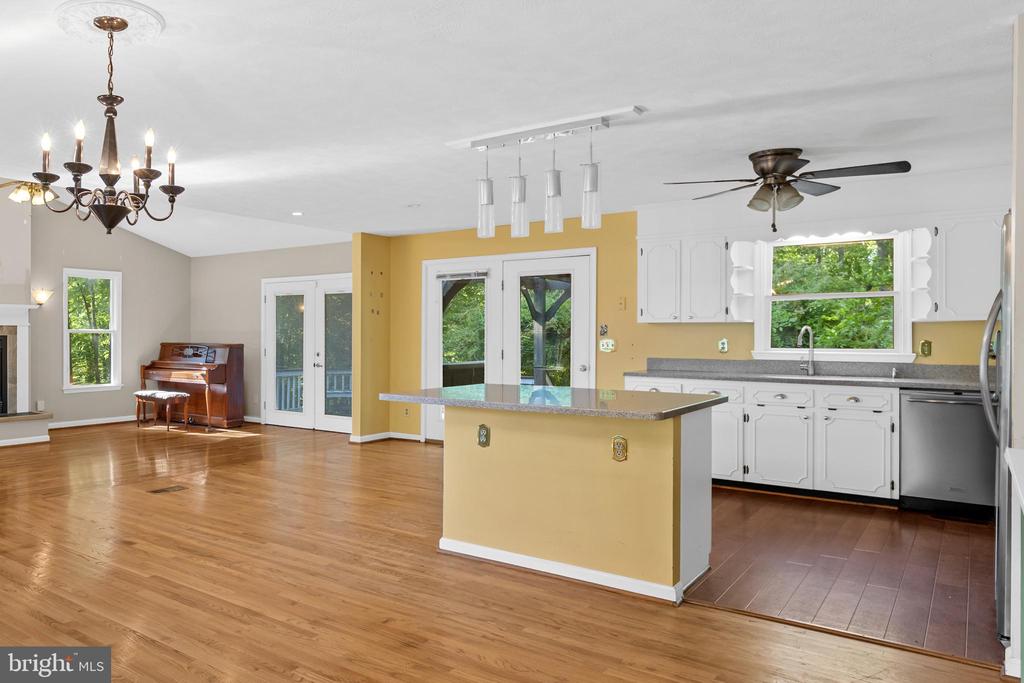 3628 S SPOTSWOOD TRL, BARBOURSVILLE, Virginia 22923, 3 Bedrooms Bedrooms, ,3 BathroomsBathrooms,Residential,3628 S SPOTSWOOD TRL,VAOR2014020 MLS # VAOR2014020