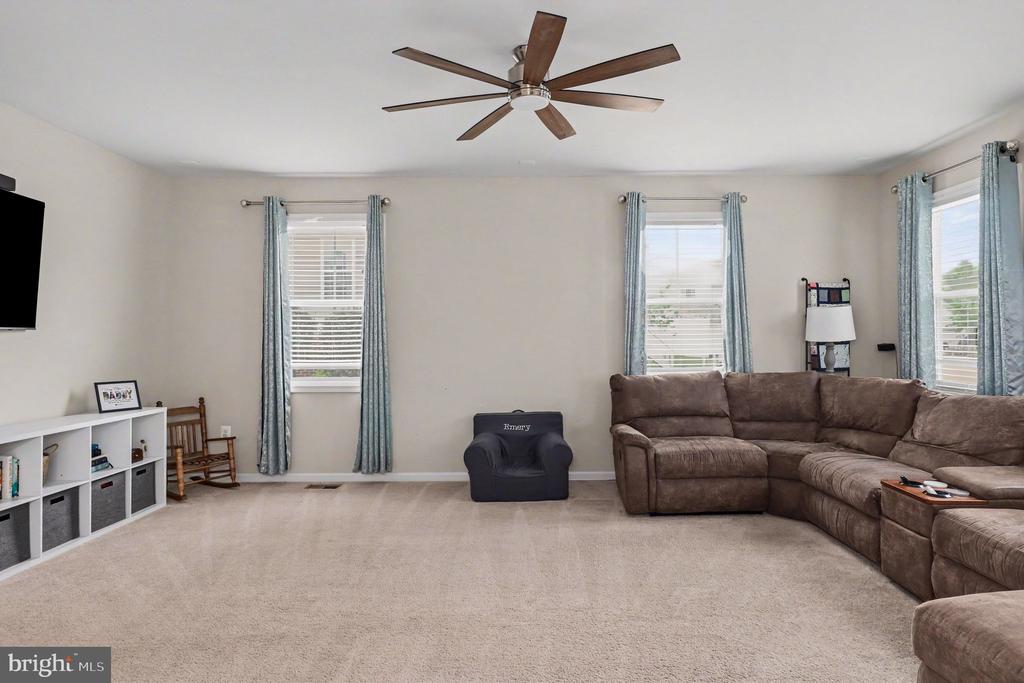 2446 TOWERING OAK CT, LOCUST GROVE, Virginia 22508, 5 Bedrooms Bedrooms, ,3 BathroomsBathrooms,Residential,2446 TOWERING OAK CT,VAOR2014108 MLS # VAOR2014108