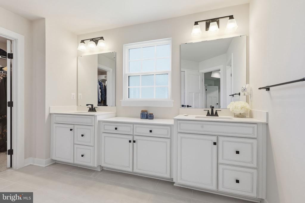 10601 HARVEST RIDGE CT, SPOTSYLVANIA, Virginia 22551, 4 Bedrooms Bedrooms, ,2 BathroomsBathrooms,Residential,10601 HARVEST RIDGE CT,VASP2041644 MLS # VASP2041644