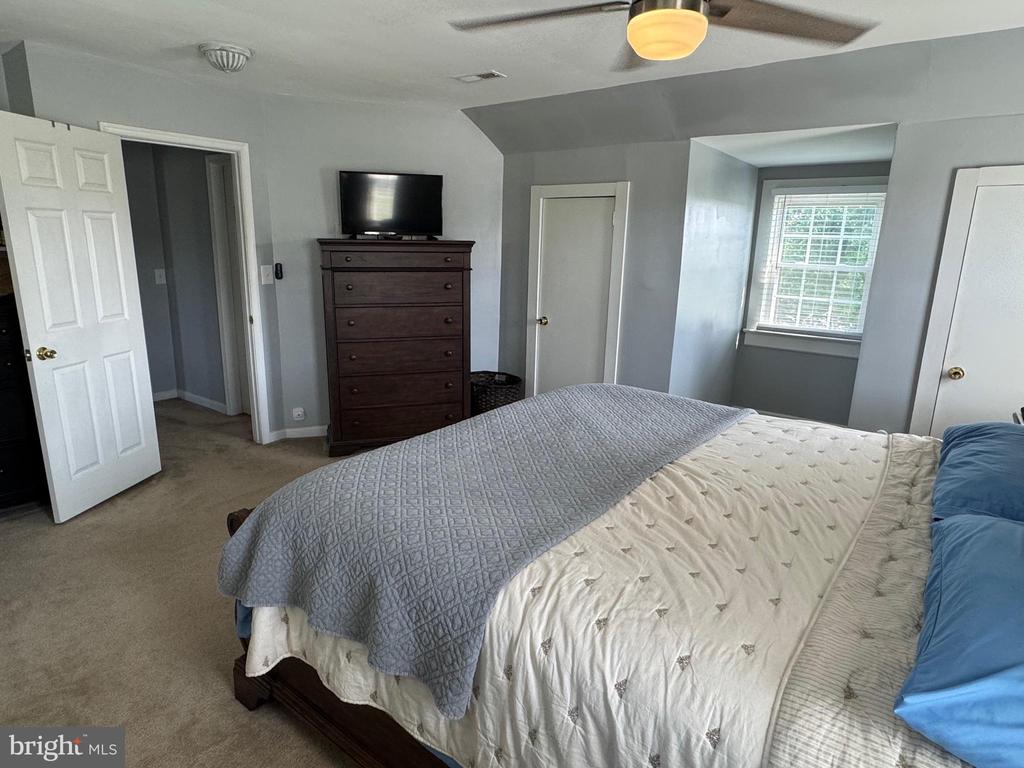 10004 PLANK RD, SPOTSYLVANIA, Virginia 22553, 4 Bedrooms Bedrooms, ,3 BathroomsBathrooms,Residential,10004 PLANK RD,VASP2041672 MLS # VASP2041672