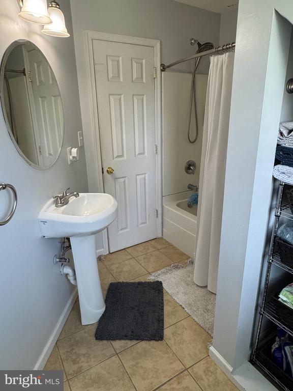 10004 PLANK RD, SPOTSYLVANIA, Virginia 22553, 4 Bedrooms Bedrooms, ,3 BathroomsBathrooms,Residential,10004 PLANK RD,VASP2041672 MLS # VASP2041672