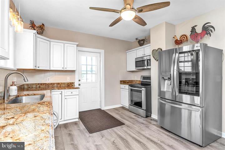 10004 PLANK RD, SPOTSYLVANIA, Virginia 22553, 4 Bedrooms Bedrooms, ,3 BathroomsBathrooms,Residential,10004 PLANK RD,VASP2041672 MLS # VASP2041672