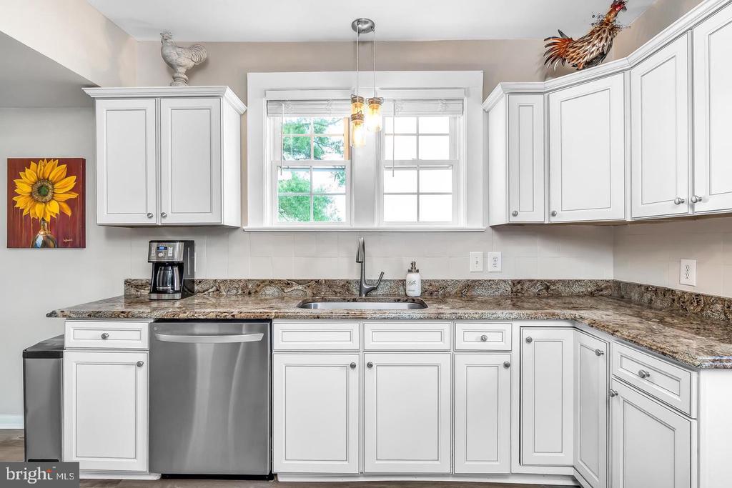 10004 PLANK RD, SPOTSYLVANIA, Virginia 22553, 4 Bedrooms Bedrooms, ,3 BathroomsBathrooms,Residential,10004 PLANK RD,VASP2041672 MLS # VASP2041672