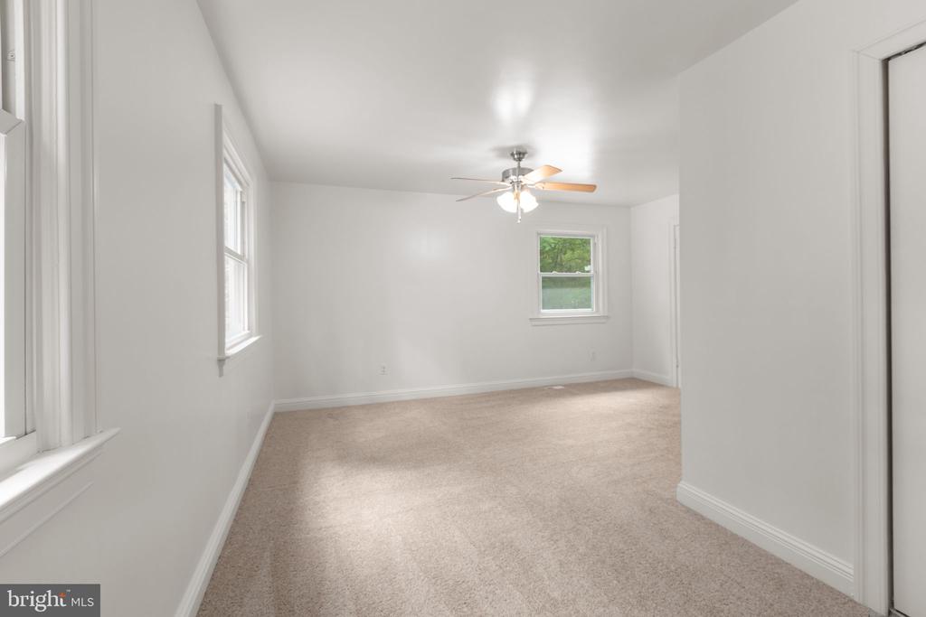 10201 MILL POND RD, SPOTSYLVANIA, Virginia 22551, 4 Bedrooms Bedrooms, ,3 BathroomsBathrooms,Residential,10201 MILL POND RD,VASP2041566 MLS # VASP2041566