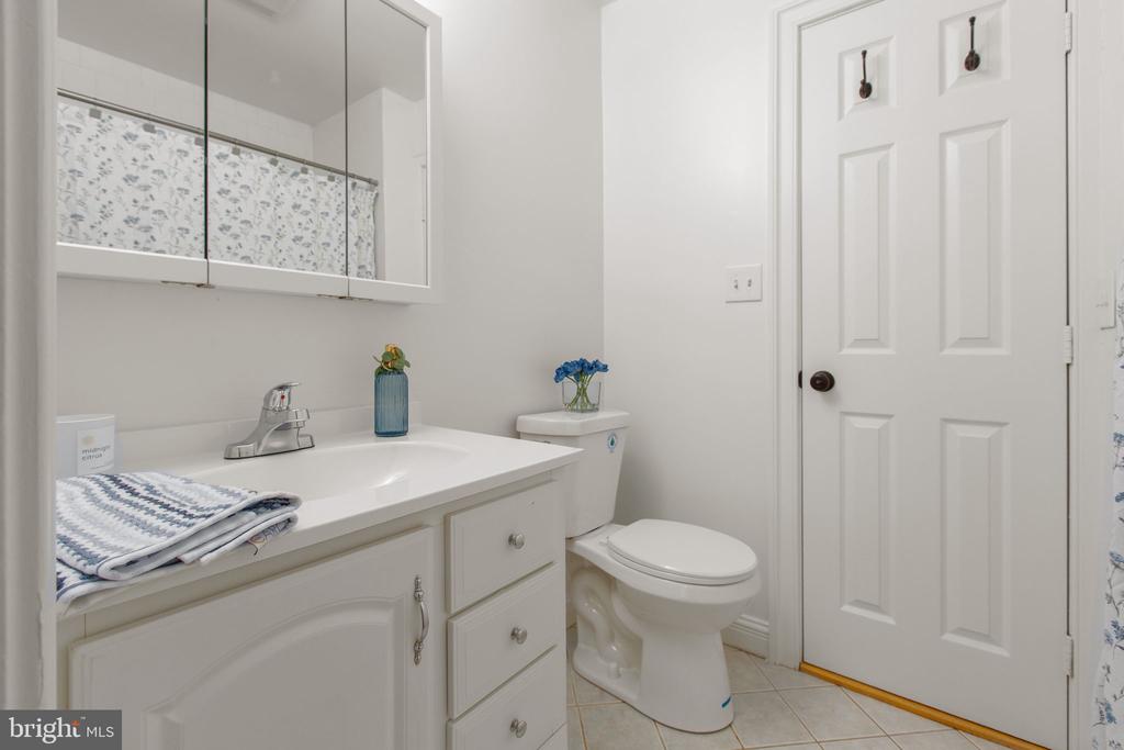 10201 MILL POND RD, SPOTSYLVANIA, Virginia 22551, 4 Bedrooms Bedrooms, ,3 BathroomsBathrooms,Residential,10201 MILL POND RD,VASP2041566 MLS # VASP2041566