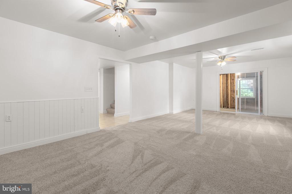 10201 MILL POND RD, SPOTSYLVANIA, Virginia 22551, 4 Bedrooms Bedrooms, ,3 BathroomsBathrooms,Residential,10201 MILL POND RD,VASP2041566 MLS # VASP2041566