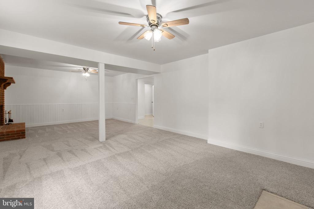 10201 MILL POND RD, SPOTSYLVANIA, Virginia 22551, 4 Bedrooms Bedrooms, ,3 BathroomsBathrooms,Residential,10201 MILL POND RD,VASP2041566 MLS # VASP2041566
