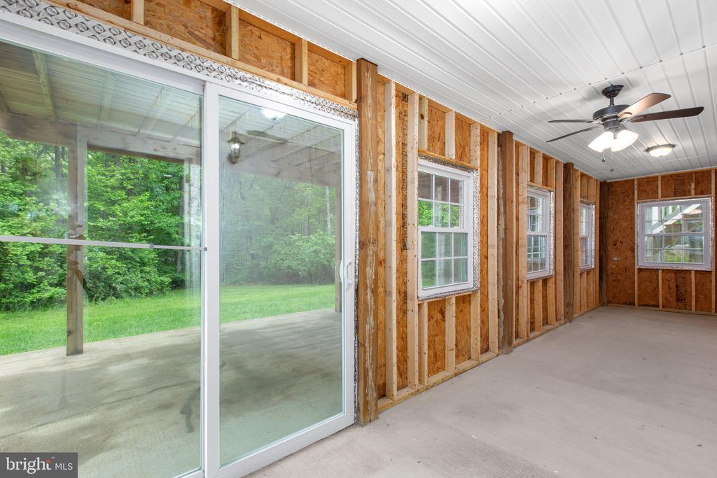 10201 MILL POND RD, SPOTSYLVANIA, Virginia 22551, 4 Bedrooms Bedrooms, ,3 BathroomsBathrooms,Residential,10201 MILL POND RD,VASP2041566 MLS # VASP2041566