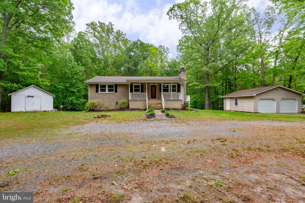 10201 MILL POND RD, SPOTSYLVANIA, Virginia 22551, 4 Bedrooms Bedrooms, ,3 BathroomsBathrooms,Residential,10201 MILL POND RD,VASP2041566 MLS # VASP2041566