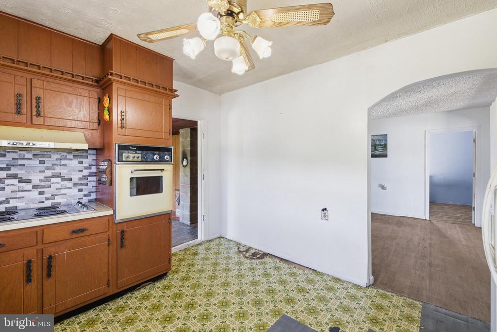 269 COMER AVE, SHENANDOAH, Virginia 22849, 2 Bedrooms Bedrooms, ,1 BathroomBathrooms,Residential,269 COMER AVE,VAPA2006404 MLS # VAPA2006404