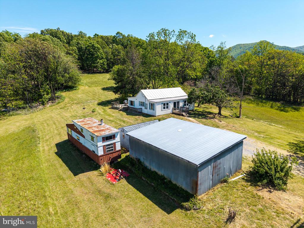 269 COMER AVE, SHENANDOAH, Virginia 22849, 2 Bedrooms Bedrooms, ,1 BathroomBathrooms,Residential,269 COMER AVE,VAPA2006404 MLS # VAPA2006404