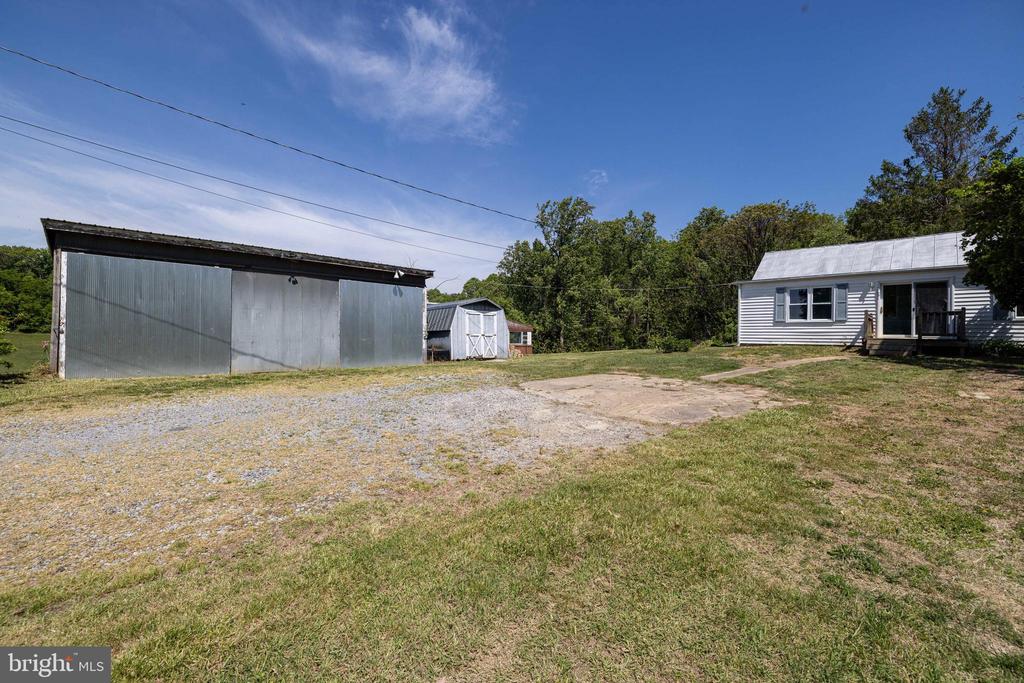269 COMER AVE, SHENANDOAH, Virginia 22849, 2 Bedrooms Bedrooms, ,1 BathroomBathrooms,Residential,269 COMER AVE,VAPA2006404 MLS # VAPA2006404