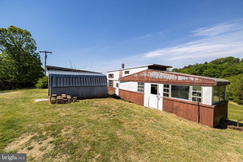 269 COMER AVE, SHENANDOAH, Virginia 22849, 2 Bedrooms Bedrooms, ,1 BathroomBathrooms,Residential,269 COMER AVE,VAPA2006404 MLS # VAPA2006404