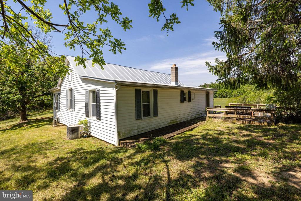 269 COMER AVE, SHENANDOAH, Virginia 22849, 2 Bedrooms Bedrooms, ,1 BathroomBathrooms,Residential,269 COMER AVE,VAPA2006404 MLS # VAPA2006404