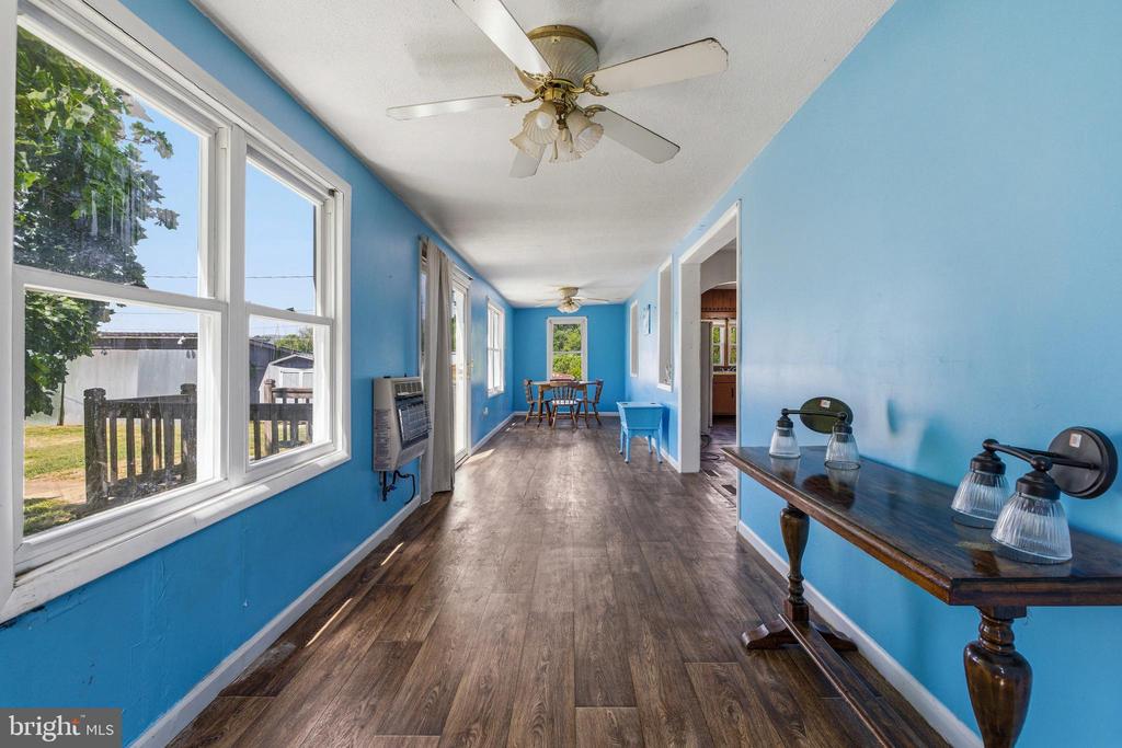 269 COMER AVE, SHENANDOAH, Virginia 22849, 2 Bedrooms Bedrooms, ,1 BathroomBathrooms,Residential,269 COMER AVE,VAPA2006404 MLS # VAPA2006404