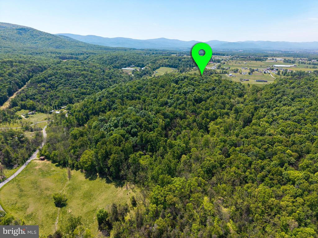 269 COMER AVE, SHENANDOAH, Virginia 22849, 2 Bedrooms Bedrooms, ,1 BathroomBathrooms,Residential,269 COMER AVE,VAPA2006404 MLS # VAPA2006404